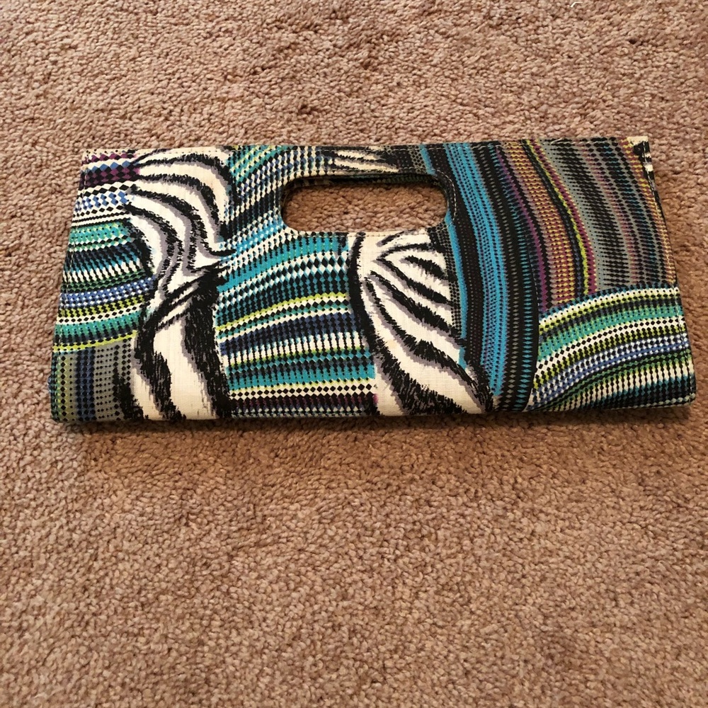 Charming Charlie Clutch